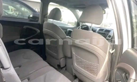 Buy New Toyota RAV4 Silver Car in Benin in Edo Buy New Toyota RAV4 Silver Car in Benin in Edo