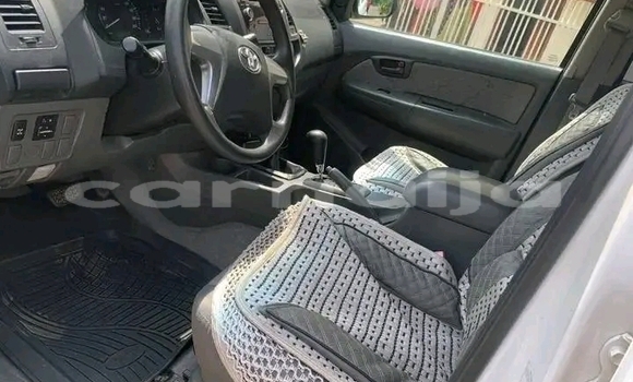 Buy New Toyota RAV4 White Car in Port Harcourt in Rivers State Buy New Toyota RAV4 White Car in Port Harcourt in Rivers State