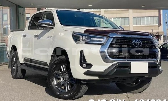 Buy Used Toyota Hiluxe Revo White Car in Lagos in Lagos State Buy Used Toyota Hiluxe Revo White Car in Lagos in Lagos State