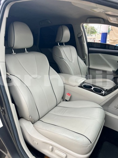 Big with watermark toyota venza edo benin city 47734