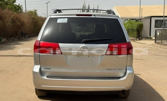 Acheter Occasion Voiture Toyota Sienna Marron à Badagry, État de Lagos Acheter Occasion Voiture Toyota Sienna Marron à Badagry, État de Lagos
