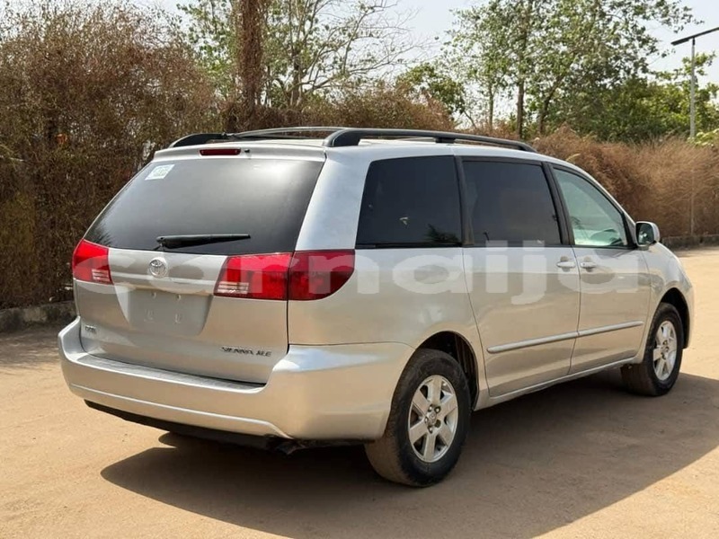 Big with watermark toyota sienna lagos state badagry 47744