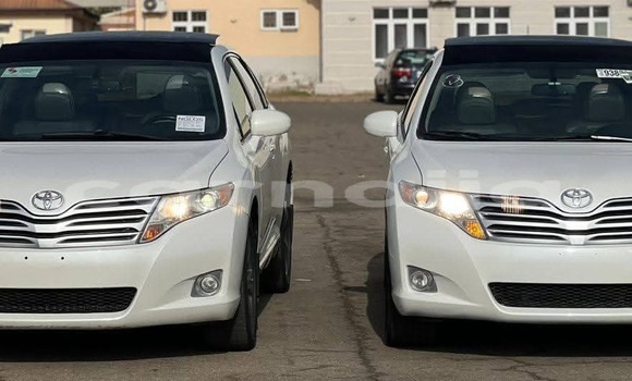 Buy Used Toyota Venza White Car in Aba in Abia State