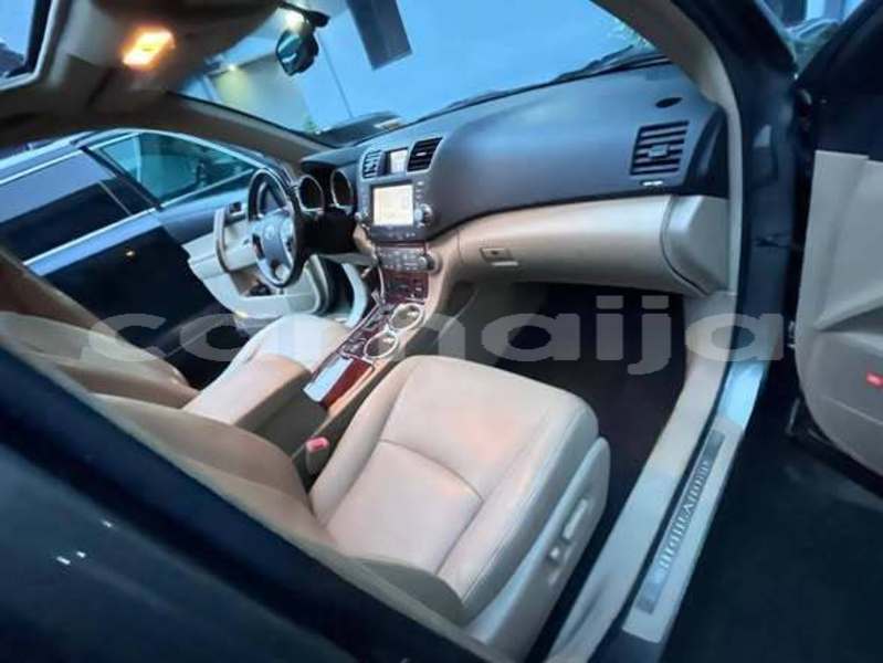 Big with watermark toyota highlander lagos state lagos 47770