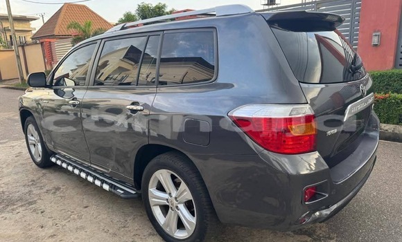 Acheter Occasion Voiture Toyota Highlander Noir à Aba, État d'Abia Acheter Occasion Voiture Toyota Highlander Noir à Aba, État d'Abia