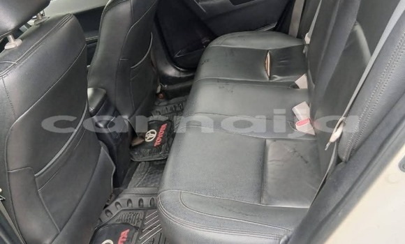 Acheter Occasion Voiture Toyota Corolla Blanc à Abuja, État de Lagos Acheter Occasion Voiture Toyota Corolla Blanc à Abuja, État de Lagos