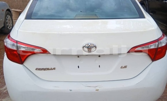 Acheter Occasion Voiture Toyota Corolla Blanc à Abuja, État de Lagos Acheter Occasion Voiture Toyota Corolla Blanc à Abuja, État de Lagos
