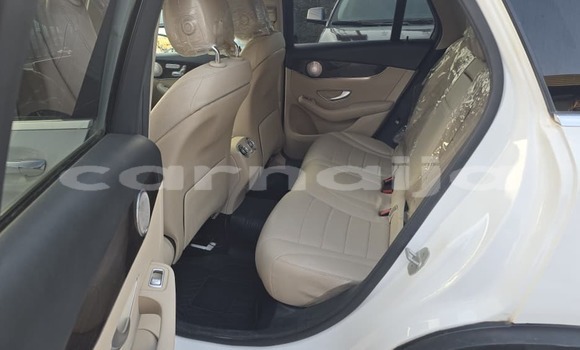 Buy Used Mercedes-Benz 300–Series White Car in Lagos in Lagos State Buy Used Mercedes-Benz 300–Series White Car in Lagos in Lagos State