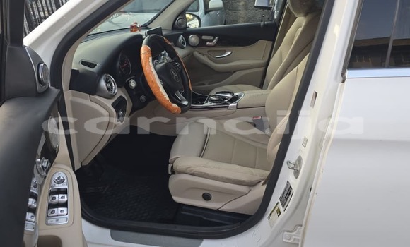 Buy Used Mercedes-Benz 300–Series White Car in Lagos in Lagos State Buy Used Mercedes-Benz 300–Series White Car in Lagos in Lagos State