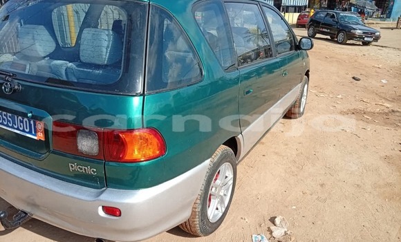 Acheter Occasion Voiture Toyota Picnic Vert à Badagry, État de Lagos Acheter Occasion Voiture Toyota Picnic Vert à Badagry, État de Lagos