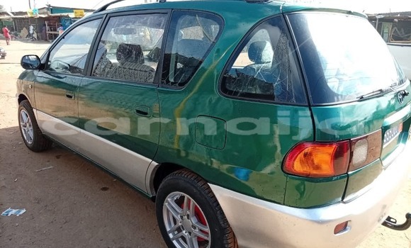 Acheter Occasion Voiture Toyota Picnic Vert à Badagry, État de Lagos Acheter Occasion Voiture Toyota Picnic Vert à Badagry, État de Lagos