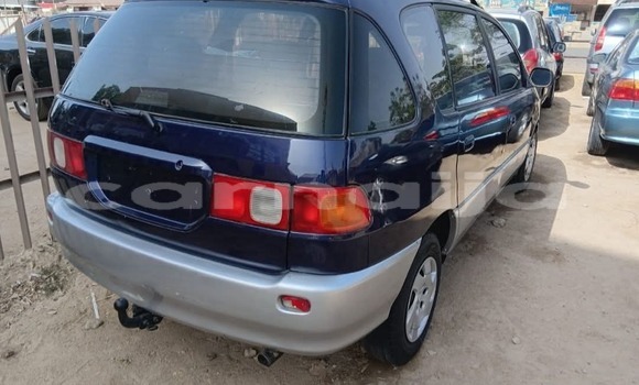Acheter Occasion Voiture Toyota Picnic Bleu à Badagry, État de Lagos Acheter Occasion Voiture Toyota Picnic Bleu à Badagry, État de Lagos