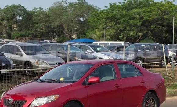 Acheter Occasion Voiture Toyota Corolla Rouge à Badagry, État de Lagos Acheter Occasion Voiture Toyota Corolla Rouge à Badagry, État de Lagos