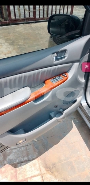 Big with watermark toyota sienna lagos state lagos 47838