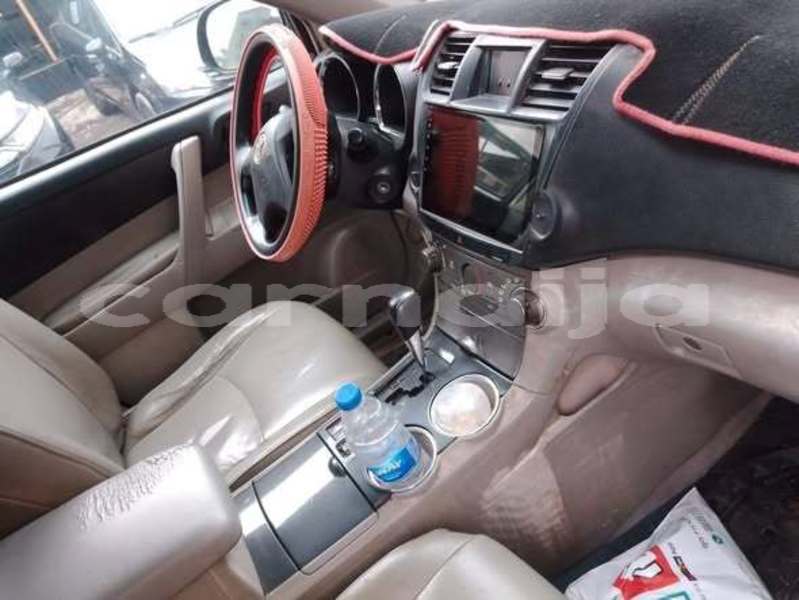 Big with watermark toyota highlander lagos state lagos 47870
