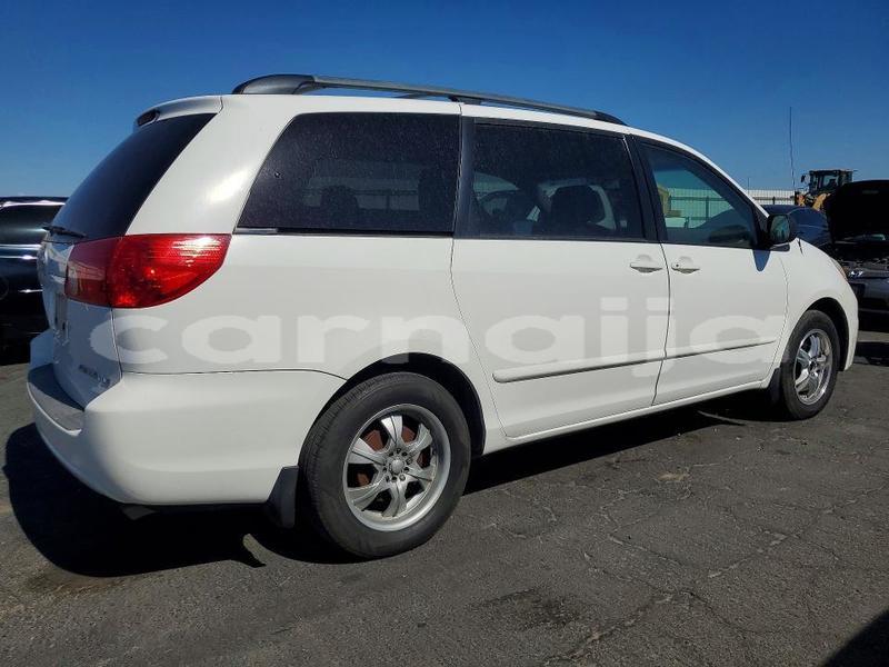 Big with watermark toyota sienna lagos state badagry 47877
