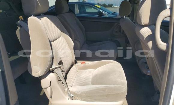 Buy Used Toyota Sienna White Car in Badagry in Lagos State Buy Used Toyota Sienna White Car in Badagry in Lagos State