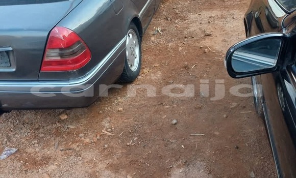 Acheter Occasion Voiture Mercedes-Benz C180 coupe Autre à Badagry, État de Lagos Acheter Occasion Voiture Mercedes-Benz C180 coupe Autre à Badagry, État de Lagos
