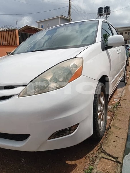 Big with watermark toyota sienna lagos state badagry 47912