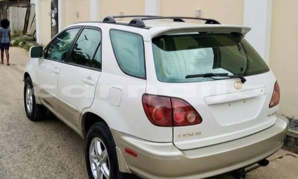 Buy Used Lexus RX 300 White Car in Badagry in Lagos State Buy Used Lexus RX 300 White Car in Badagry in Lagos State