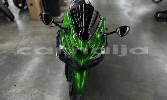 Buy Used Kawasaki ZX-R Beige Bike in Lagos in Lagos State Buy Used Kawasaki ZX-R Beige Bike in Lagos in Lagos State