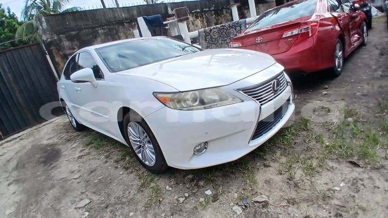 Big with watermark lexus es 300 lagos state lagos 47961