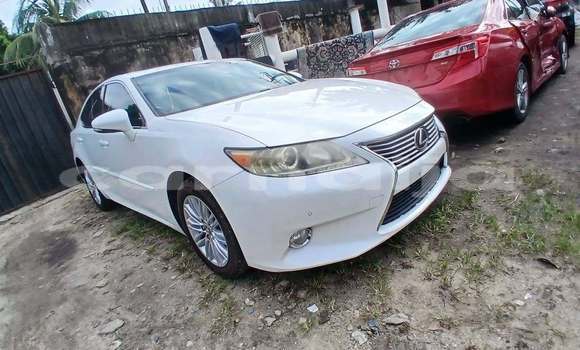 Buy Used Lexus ES 300 White Car in Lagos in Lagos State Buy Used Lexus ES 300 White Car in Lagos in Lagos State