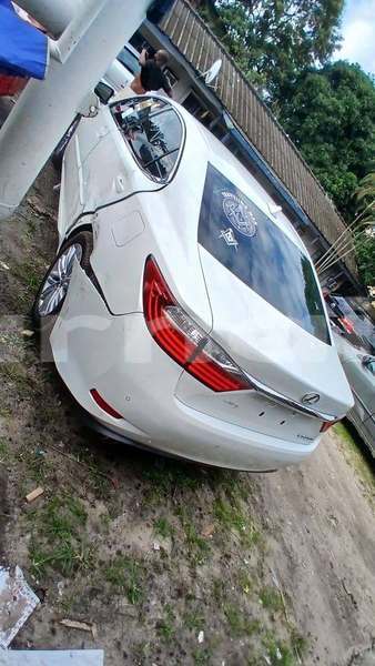 Big with watermark lexus es 300 lagos state lagos 47961