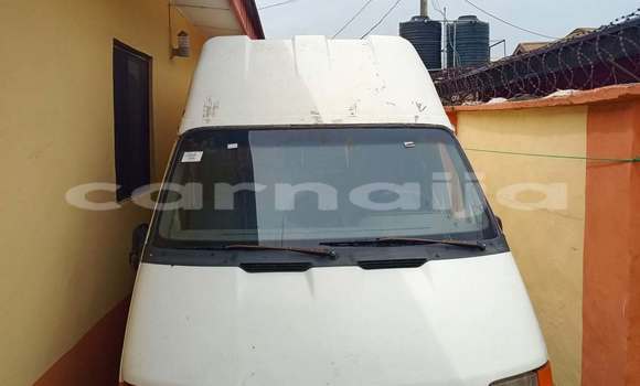 Buy Used FORD MUSTANG White Car in Lagos in Lagos State Buy Used FORD MUSTANG White Car in Lagos in Lagos State