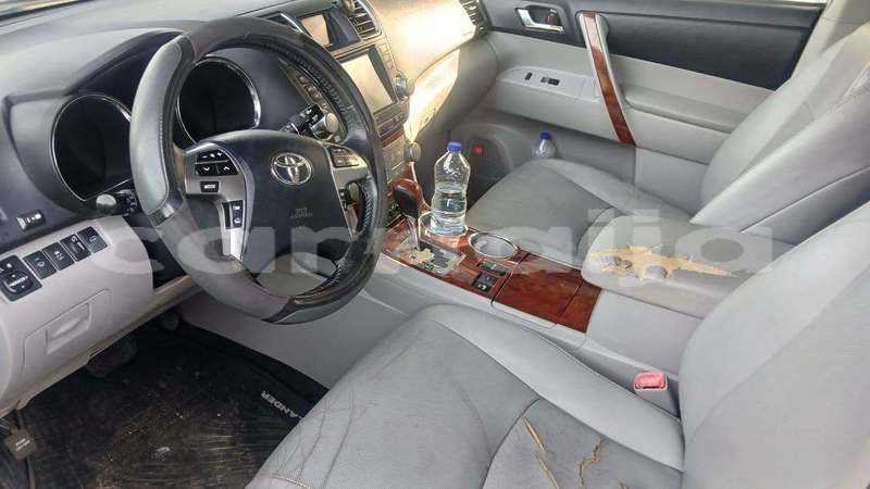 Big with watermark toyota highlander lagos state lagos 47979