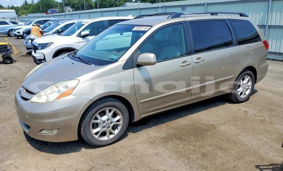 Acheter Occasion Voiture Toyota Sienna Beige à Badagry, État de Lagos Acheter Occasion Voiture Toyota Sienna Beige à Badagry, État de Lagos