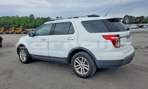 Buy Used Ford Explorer Sport Trac White Car in Lagos in Lagos State Buy Used Ford Explorer Sport Trac White Car in Lagos in Lagos State