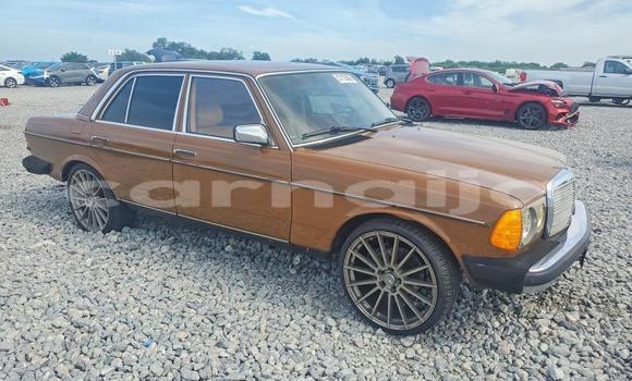Buy Used Mercedes-Benz 250 Brown Car in Badagry in Lagos State Buy Used Mercedes-Benz 250 Brown Car in Badagry in Lagos State
