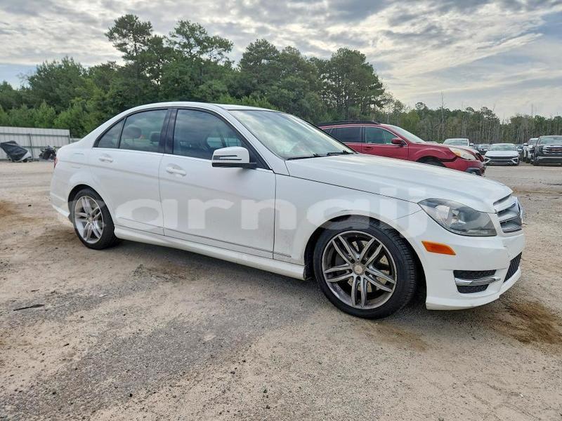 Big with watermark mercedes benz c class lagos state lagos 48049