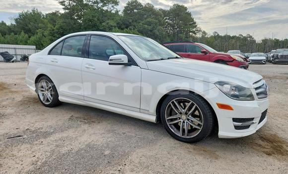 Buy Used Mercedes-Benz C–Class White Car in Lagos in Lagos State Buy Used Mercedes-Benz C–Class White Car in Lagos in Lagos State