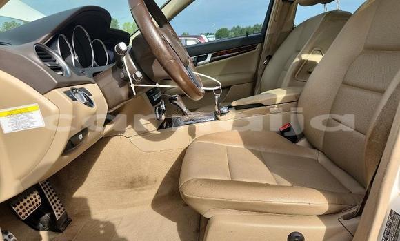 Buy Used Mercedes-Benz C–Class White Car in Lagos in Lagos State Buy Used Mercedes-Benz C–Class White Car in Lagos in Lagos State