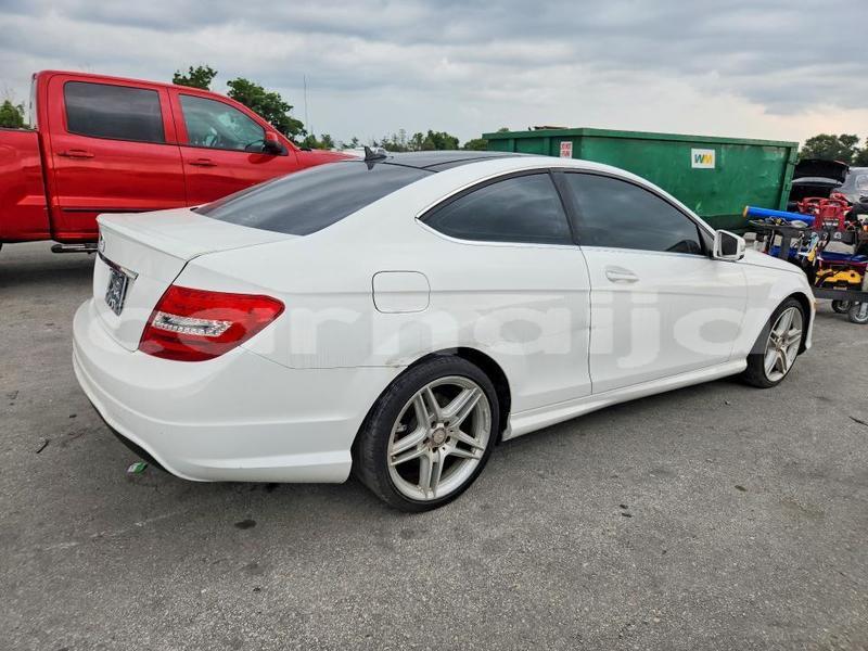 Big with watermark mercedes benz c classe lagos state badagry 48050