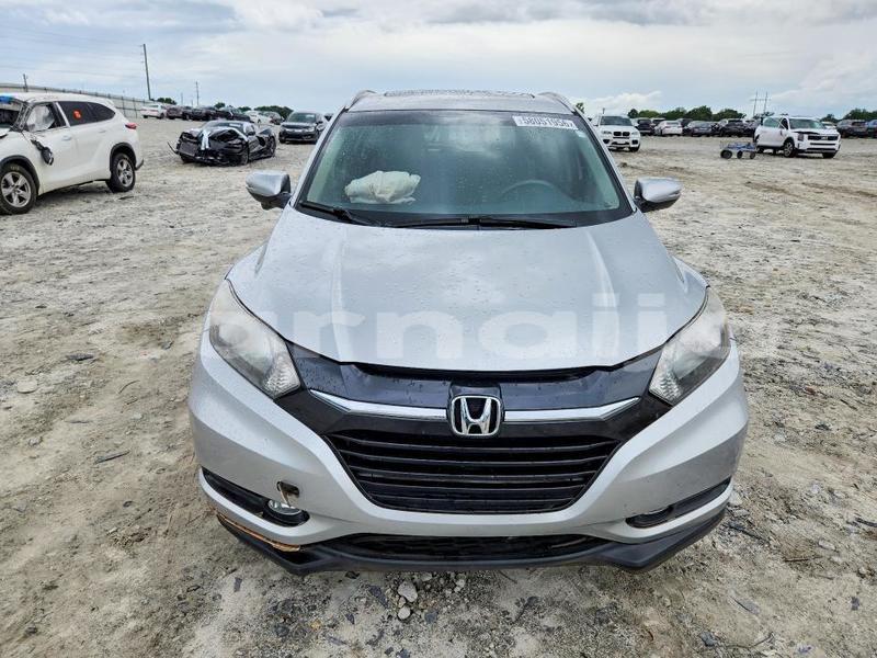Big with watermark honda hr v lagos state lagos 48077