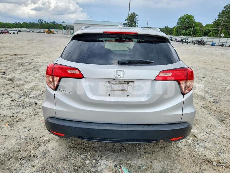 Big with watermark honda hr v lagos state lagos 48077