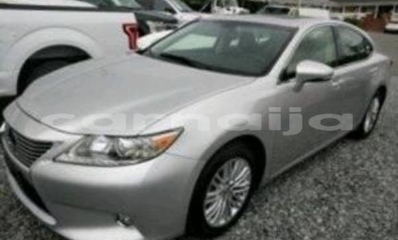 Buy Used Lexus ES 300 Silver Car in Lagos in Lagos State