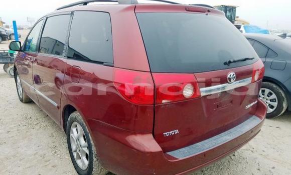 Acheter Occasion Voiture Toyota Sienna Rouge à Daura, Katsina Acheter Occasion Voiture Toyota Sienna Rouge à Daura, Katsina
