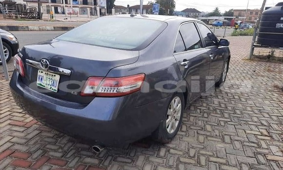 Acheter Occasion Voiture Toyota Camry Bleu à Lagos, État de Lagos Acheter Occasion Voiture Toyota Camry Bleu à Lagos, État de Lagos
