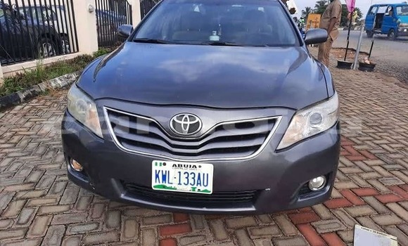 Acheter Occasion Voiture Toyota Camry Bleu à Lagos, État de Lagos Acheter Occasion Voiture Toyota Camry Bleu à Lagos, État de Lagos