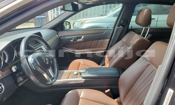 Buy Used Mercedes-Benz E–Class Black Car in Abuja in Lagos State Buy Used Mercedes-Benz E–Class Black Car in Abuja in Lagos State