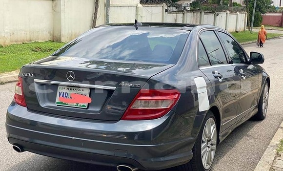 Acheter Occasion Voiture Mercedes-Benz C–Class Bleu à Abuja, État de Lagos Acheter Occasion Voiture Mercedes-Benz C–Class Bleu à Abuja, État de Lagos