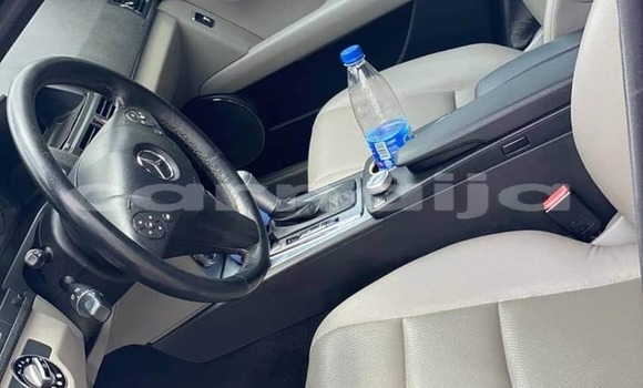 Acheter Occasion Voiture Mercedes-Benz C–Class Bleu à Abuja, État de Lagos Acheter Occasion Voiture Mercedes-Benz C–Class Bleu à Abuja, État de Lagos