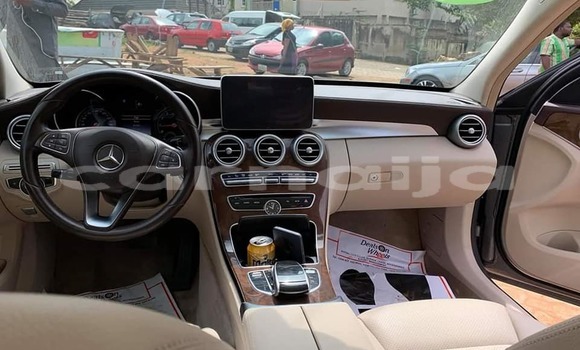 Buy Used Mercedes-Benz C–Class Silver Car in Abuja in Lagos State Buy Used Mercedes-Benz C–Class Silver Car in Abuja in Lagos State