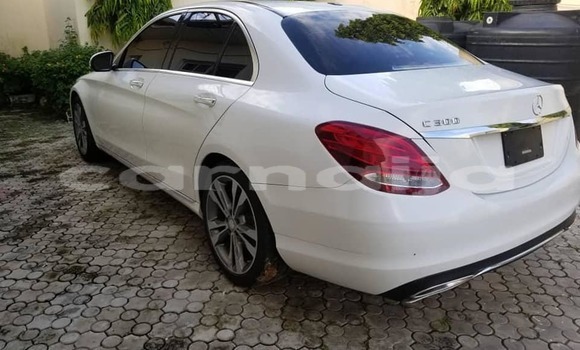 Acheter Occasion Voiture Mercedes-Benz C–Class Blanc à Abuja, État de Lagos Acheter Occasion Voiture Mercedes-Benz C–Class Blanc à Abuja, État de Lagos