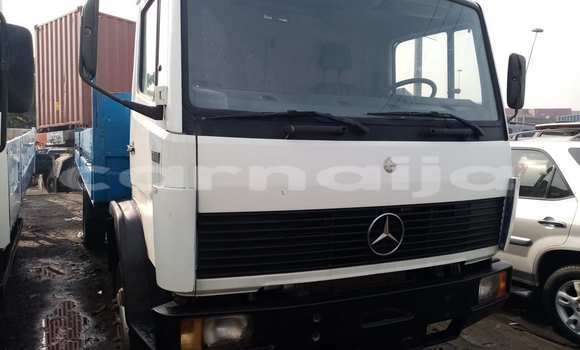 Acheter Occasion Voiture Mercedes-Benz W188 Blanc à Badagry, État de Lagos Acheter Occasion Voiture Mercedes-Benz W188 Blanc à Badagry, État de Lagos