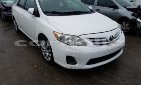Acheter Import Voiture Toyota Corolla Blanc à Badagry, État de Lagos Acheter Import Voiture Toyota Corolla Blanc à Badagry, État de Lagos